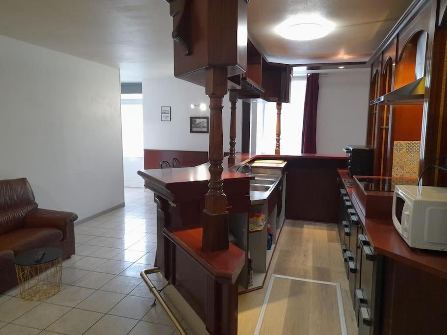 מונטברד Appartement Au Bord Du Canal מראה חיצוני תמונה